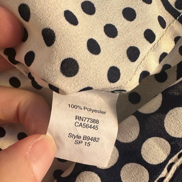 J. Crew Cream and Black Polkadot Pintuck Sleeveless Semi Sheer Blouse Size 8 - Picture 5 of 8